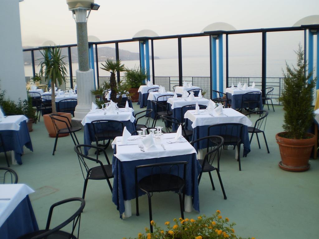 San Domenico Hotel Soverato Marina Exterior photo